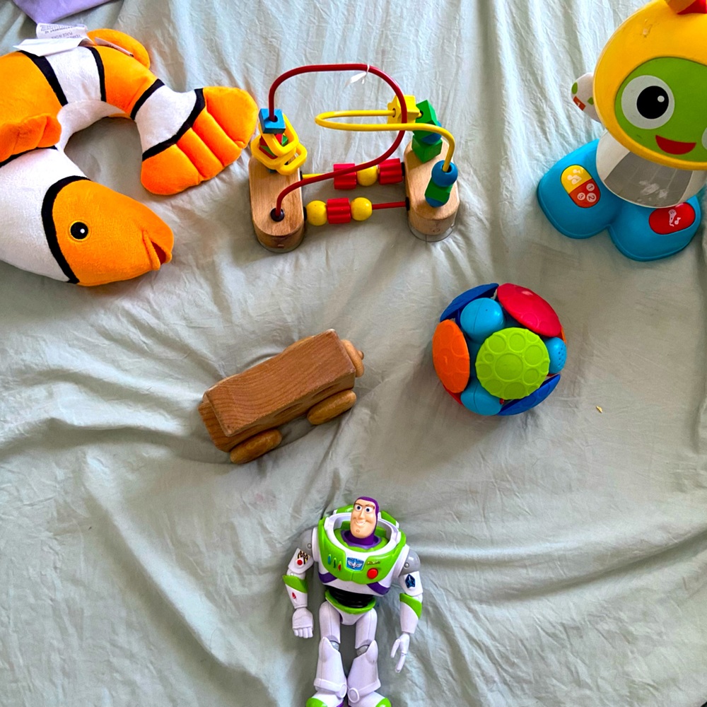 Baby and toddler toys